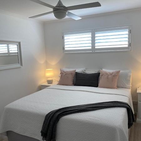 Rainbow Beach Dream Newly Renovated Stylish One Bedroom Apartment 외부 사진